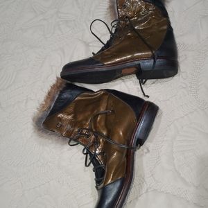 AMICA MODA Italian Fur Lined Boots-Size 6